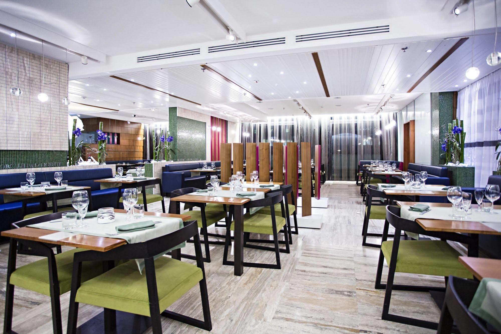 Hotel Novotel Eur 4*
